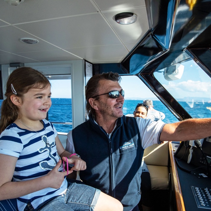 moreton island boat cruise